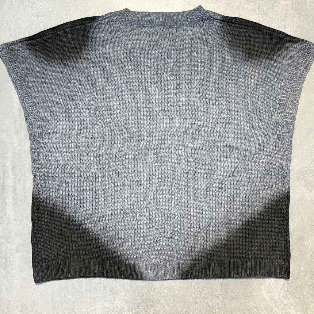 SWEATER "UNDERTONE" (M/L)