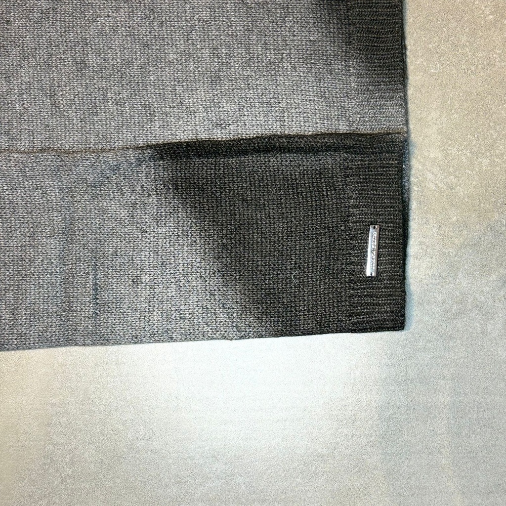 SWEATER "UNDERTONE" (M/L)