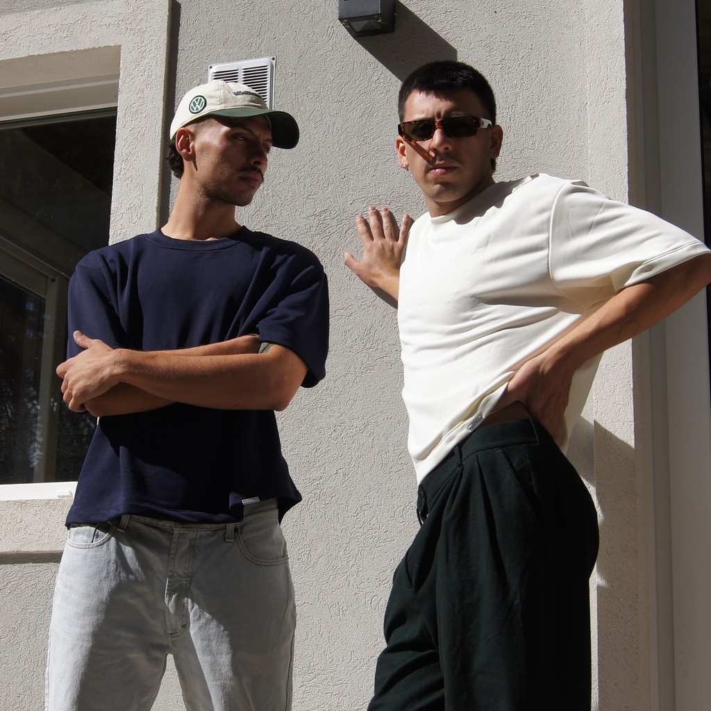 REMERA  BASICA ESSENCIAL 