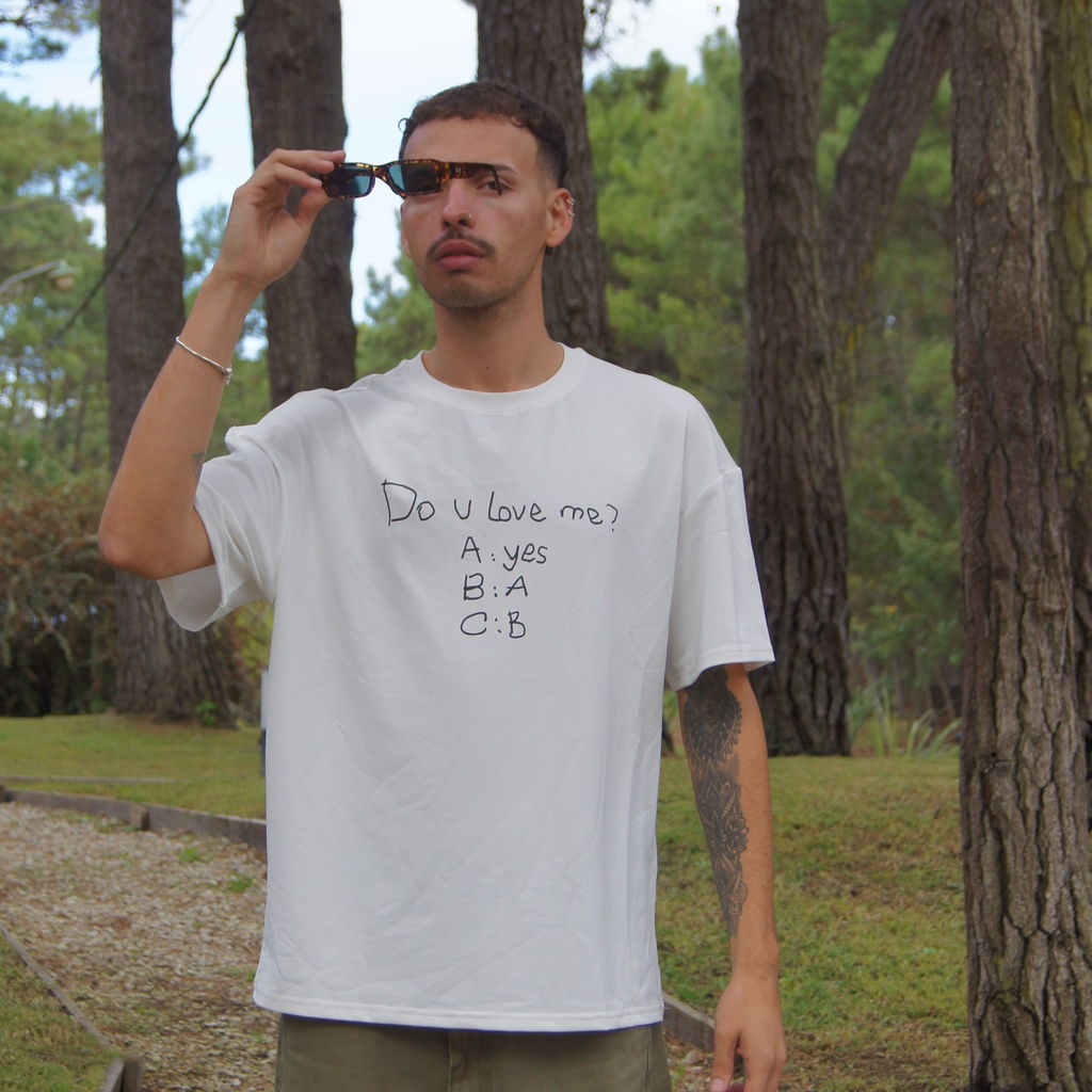 REMERA ¿DO YOU LOVE ME? (L/XL)