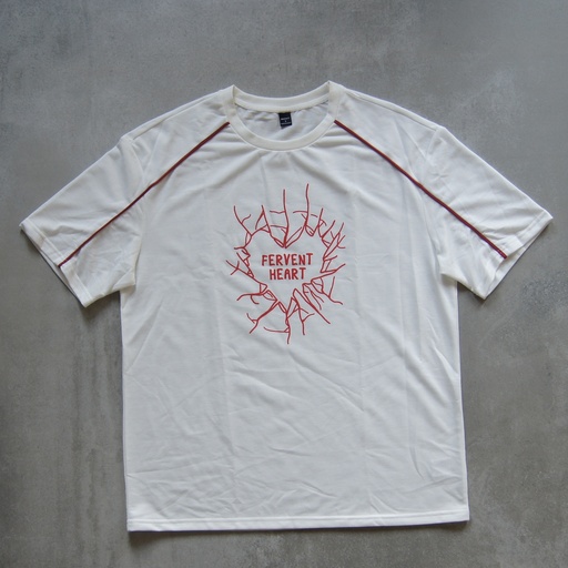 [FERVENT HEART] REMERA "FERVENT HEART".